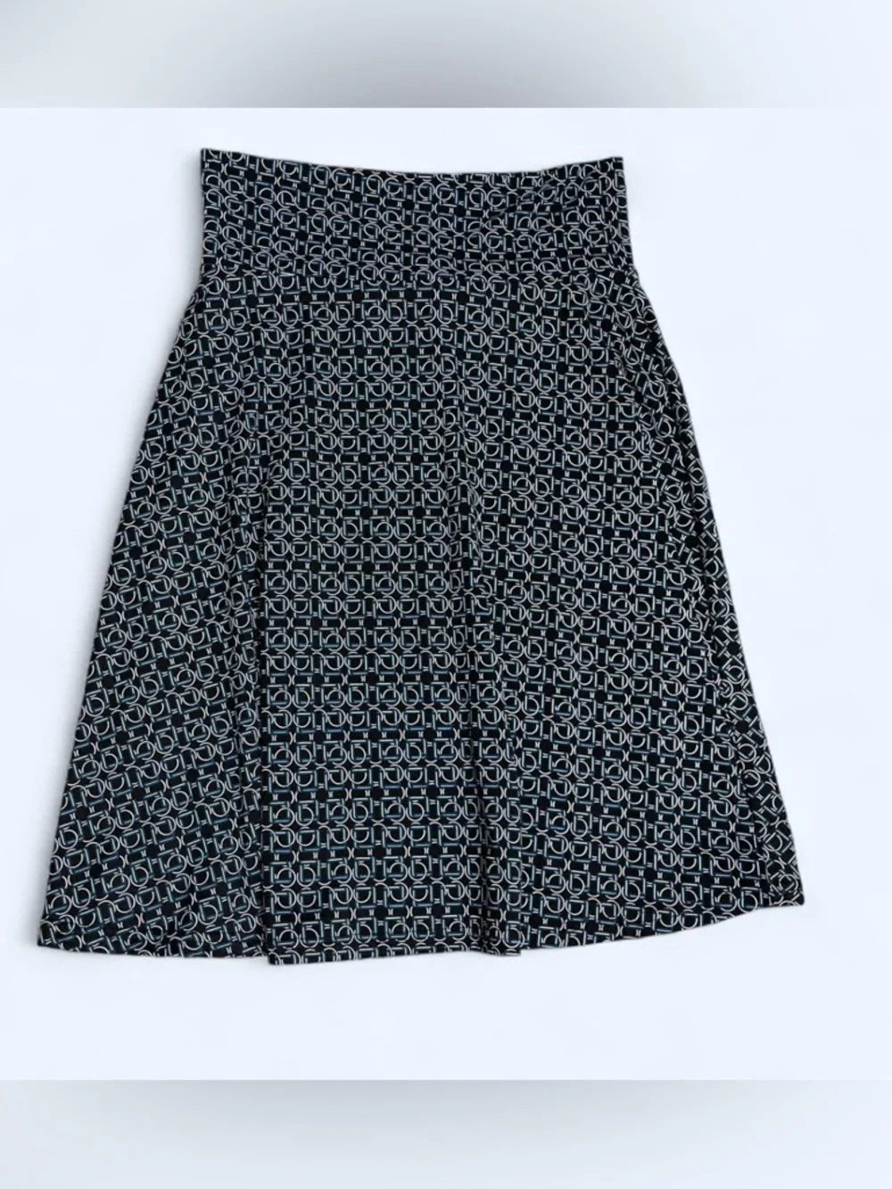 Y2K Hypnotized Skirt - Picture 1 of 8